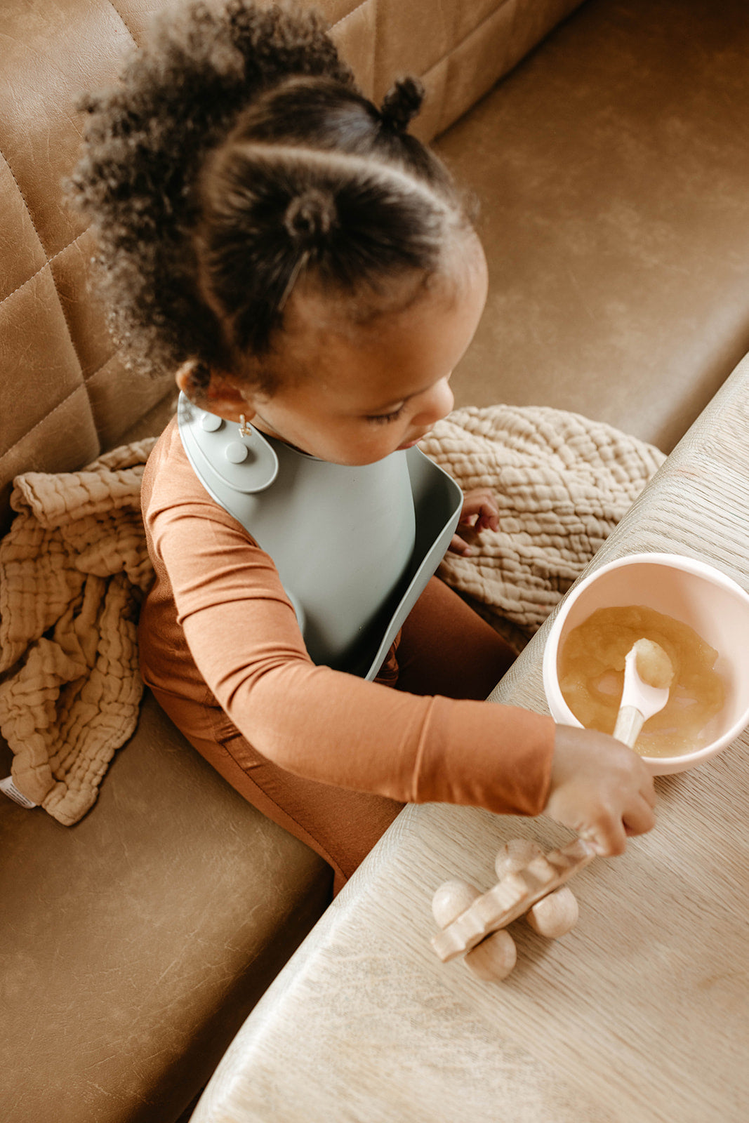 The Oliver Set - Cole & Gwen