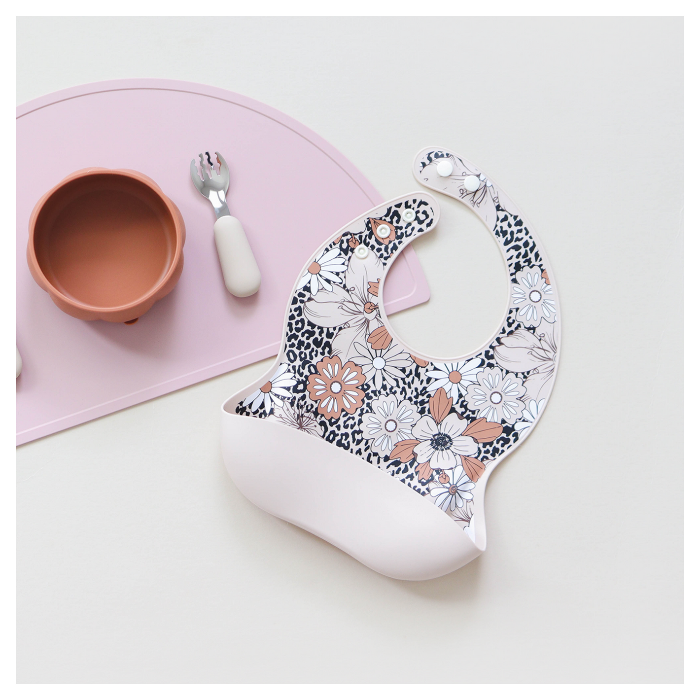 Silicone Baby Bibs with Snaps Cole & Gwen Cole & Gwen